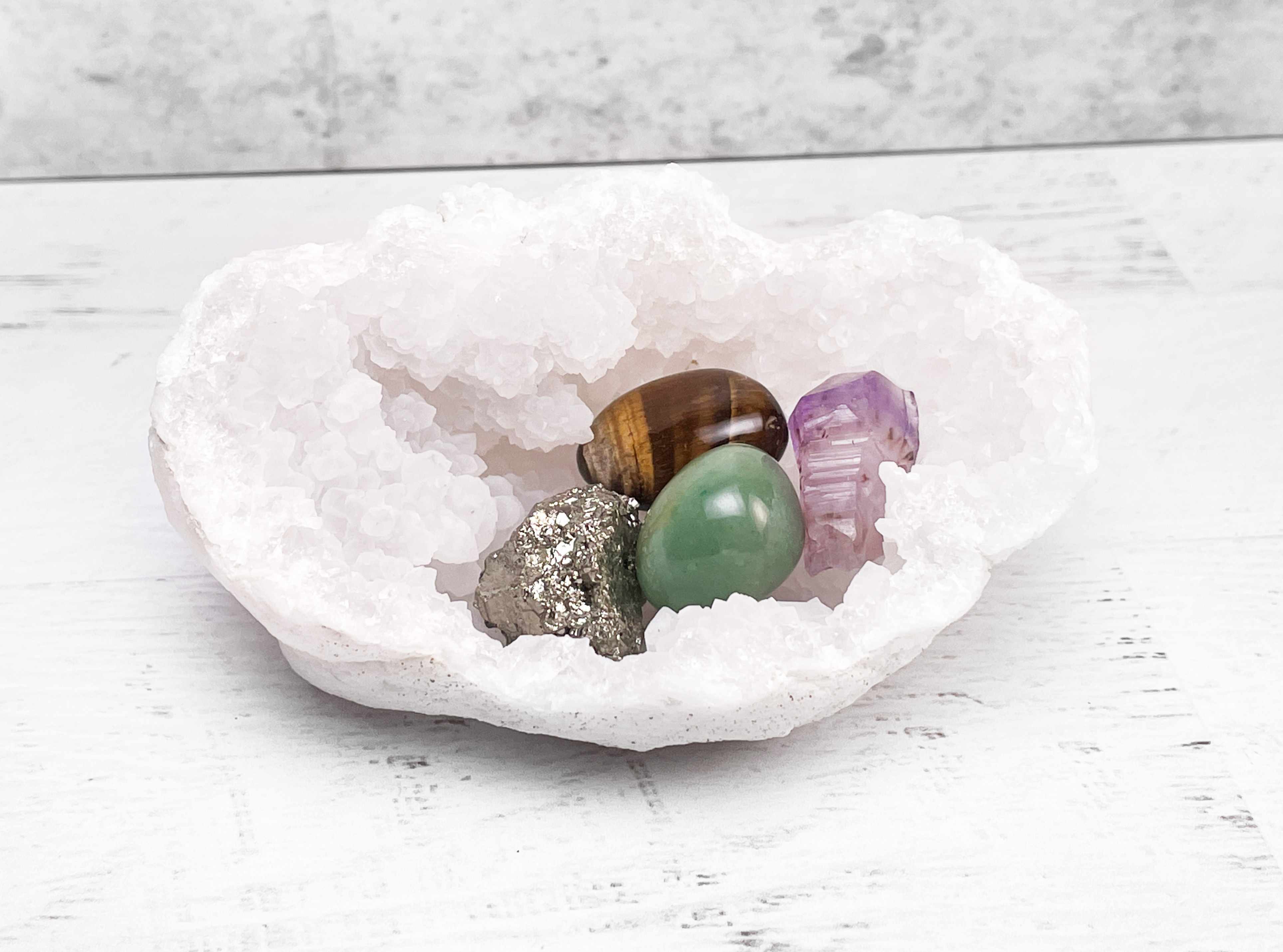 Buy Online Latest and Unique Addiction Recovery / Sobriety Crystals Pocket Bundle | Shop Best Spiritual Items - The Mystical Ritual